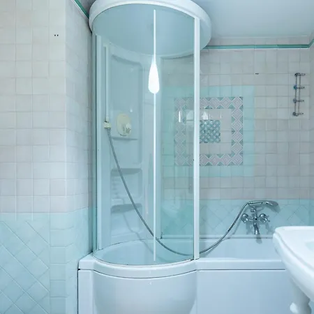 Centro, Dm Pensionat