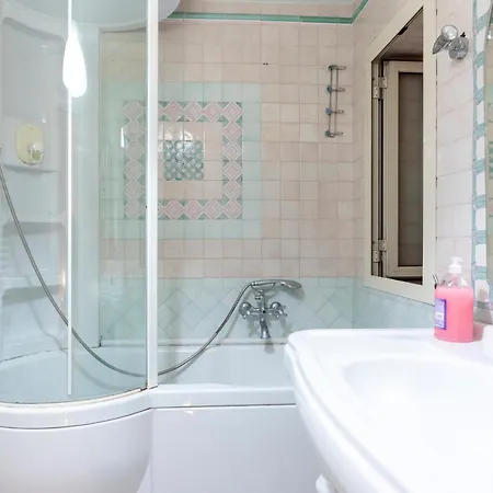 Centro, Dm Pensionat 3*