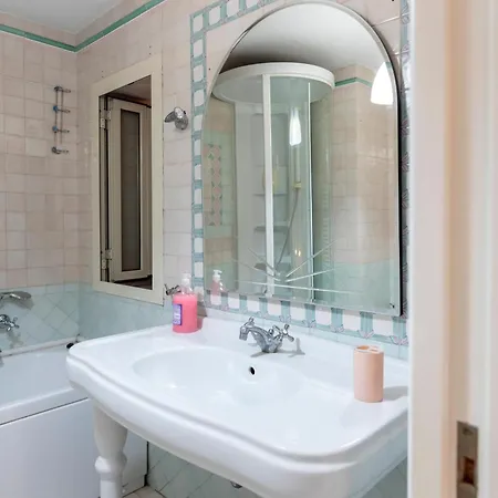 게스트하우스 Centro, Dm 나폴리