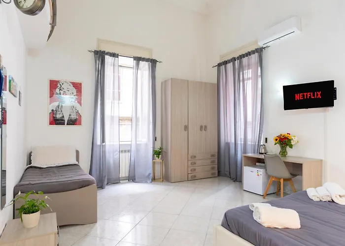 Pensjonat Centro, Dm Neapol