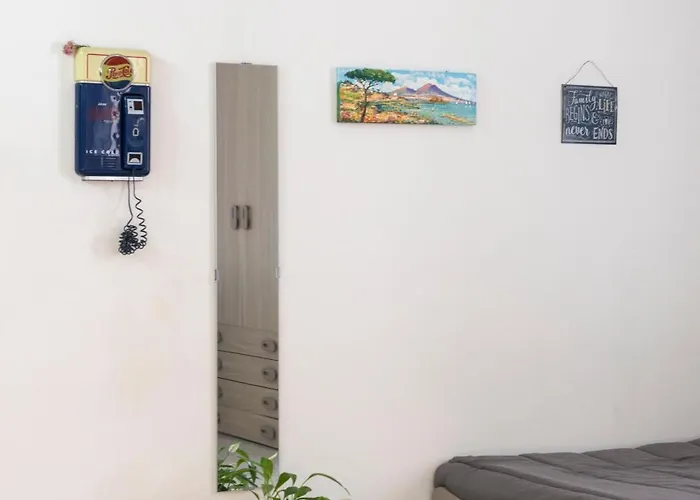 Centro, Dm 3* Neapol