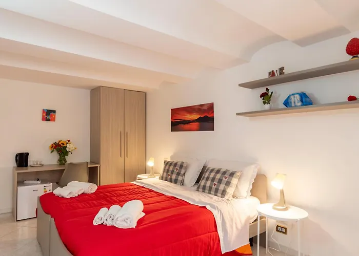 Centro, Dm Pensjonat